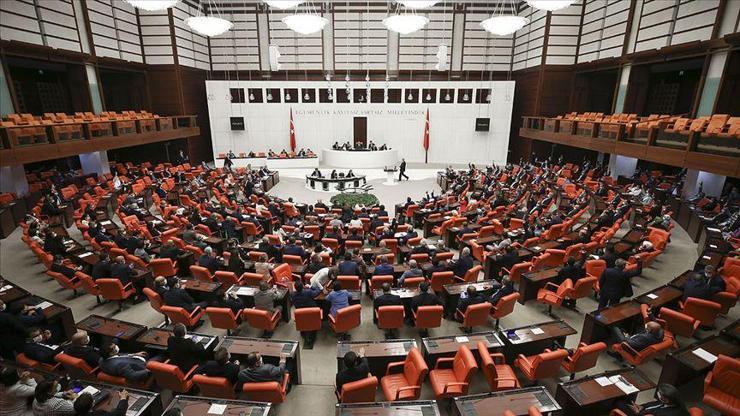Son dakika... Ekonomik alanda düzenlemeler içeren kanun teklifi Meclise sunuldu