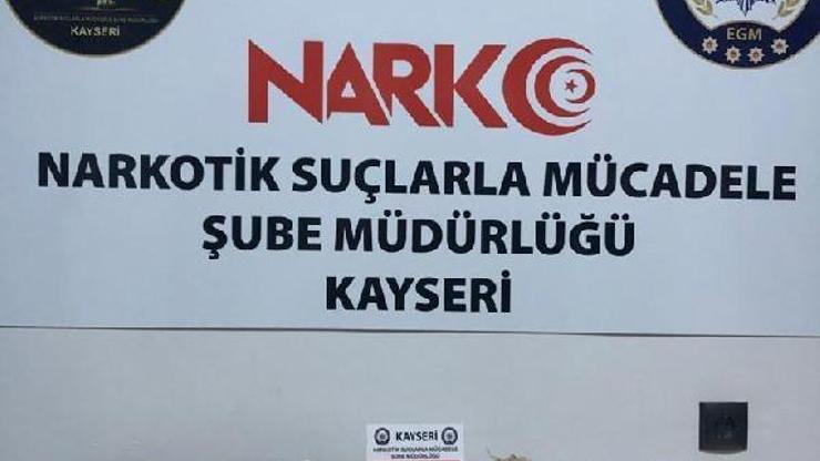 Kayseride yabancı uyruklu 3 kişiye uyuşturucu gözaltısı