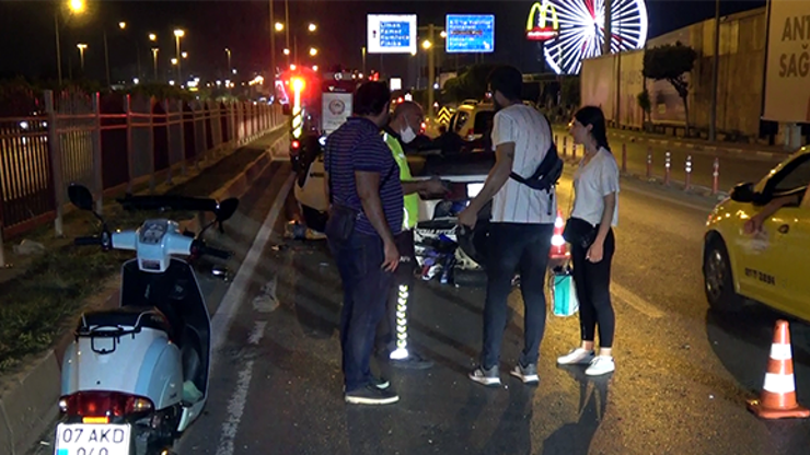 Takla atan otomobilde yedek lastiğin peşine düştü