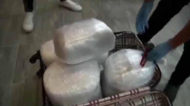 Son dakika... Sabiha Gökçen Havalimanında uyuşturucu operasyonu