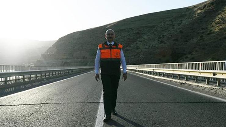 Son dakika... Ulaştırma Bakanı Karaismailoğlundan bayram müjdesi