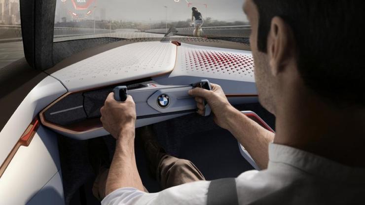 BMW otonom araç konusunda çok ciddi