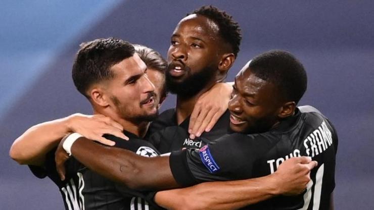 Lyon Manchester Cityyi eledi