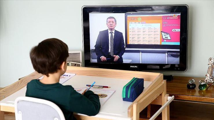 Kronik rahatsızlığı olan ilkokul ve ortaokul öğrencilerine uzaktan eğitim imkanı