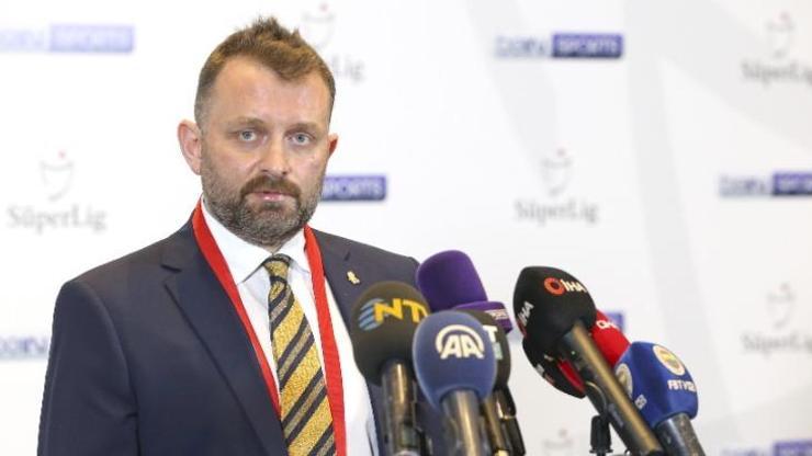 Forvet transferi Vedat Muriçe bağlı