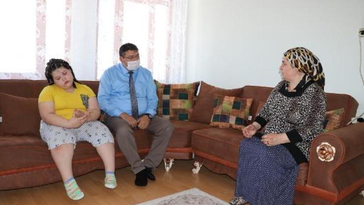 10 yaşındaki Belinaya Yeniden Refah Partisinden destek