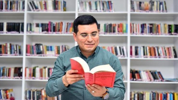 Tütüncüden kitap bağışı çağrısı