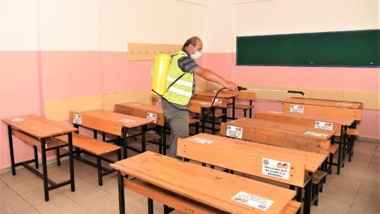Toroslarda okullar dezenfekte edildi