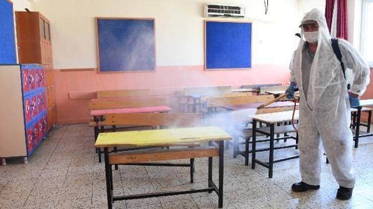 Konyaaltı Belediyesinden okullara dezenfekte seferberliği