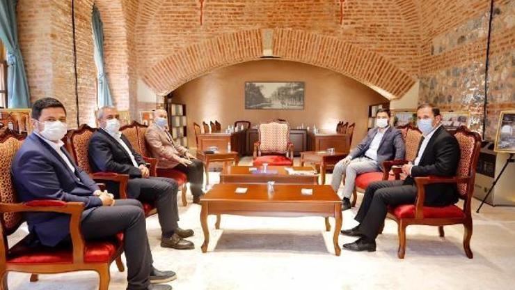 Anadolu şehirlerinden başkanlar Kağıthanede