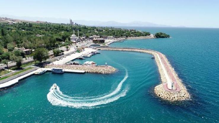 Vanın Edremit ilçesinde ağaç kesimi izne bağlandı