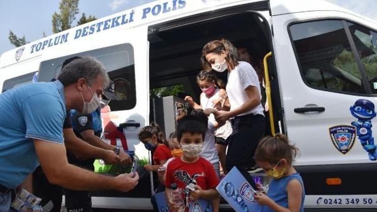 Anaokulu öğrencilerine Polis Amcayı tanıttılar