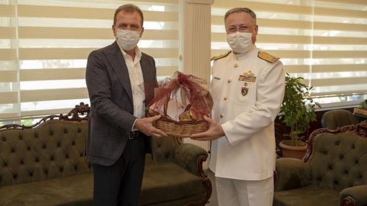 Başkan Seçer’den Tuğamiral Gedik’e hoşgeldin ziyareti
