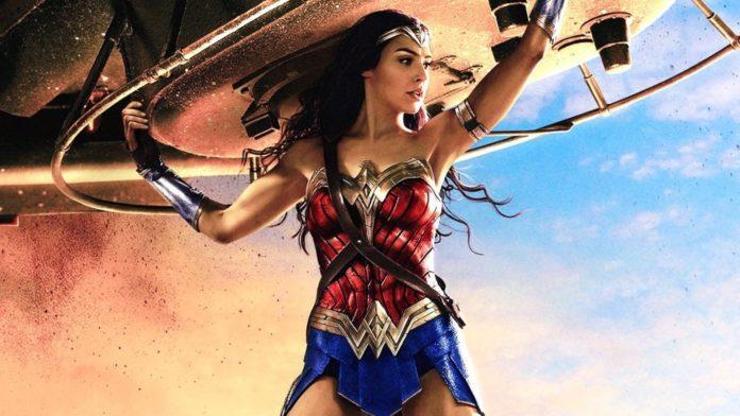 Wonder Woman 1984 sadece sinemalarda yayınlanacak