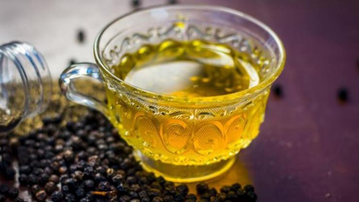 Soğuk algınlığına iyi geliyor Karabiber çayı nasıl hazırlanır