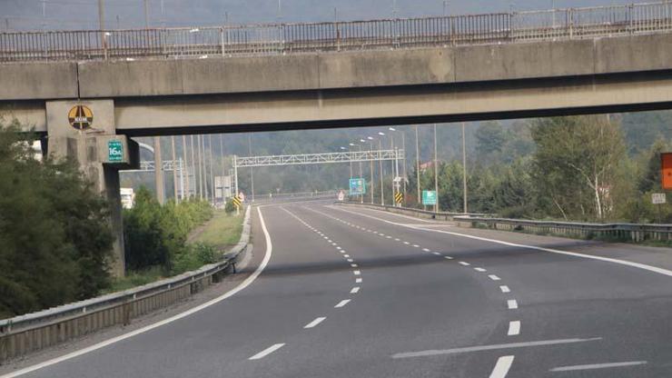 Otoyollarda hız sınırı kaç 2022 Otoyollarda hız sınırı artırıldı