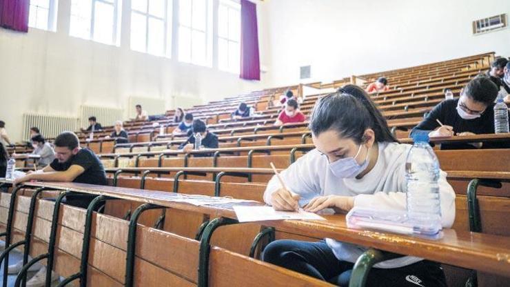 ÖSYM’den yine hatalı sınav