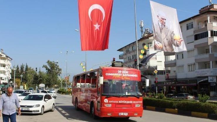 İlçelerde Cumhuriyet Bayramı coşkusu
