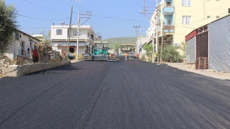 Büyükşehir’den Silifke’de yol çalışması