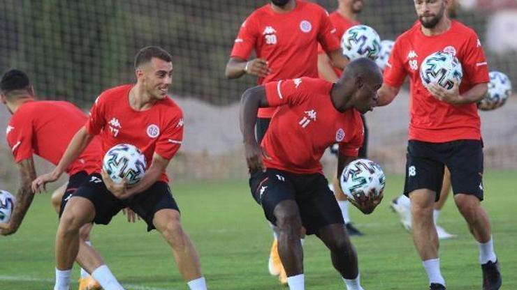Ligde en agrasif takım Antalyaspor