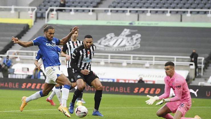 Cenk Tosun aylar sonra sahaya çıktı