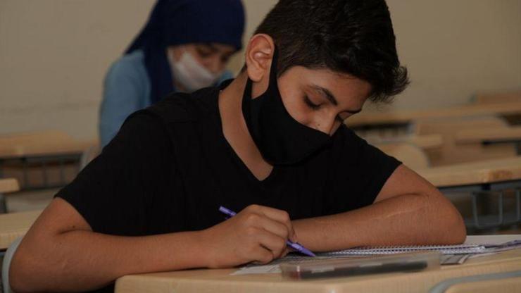 MEB okul sınavları nasıl yapılacak Yüz yüze mi olacak Sınav yapılmayacak dersler hangileri