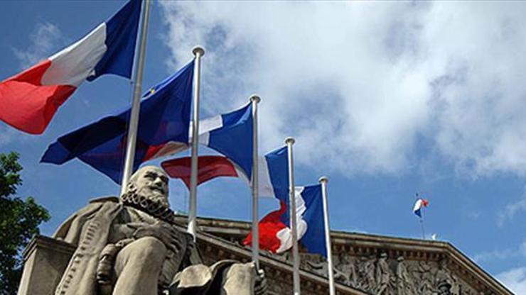 Fransada 2015teki Charlie Hebdo saldırısı davası Kovid-19 engeline takıldı