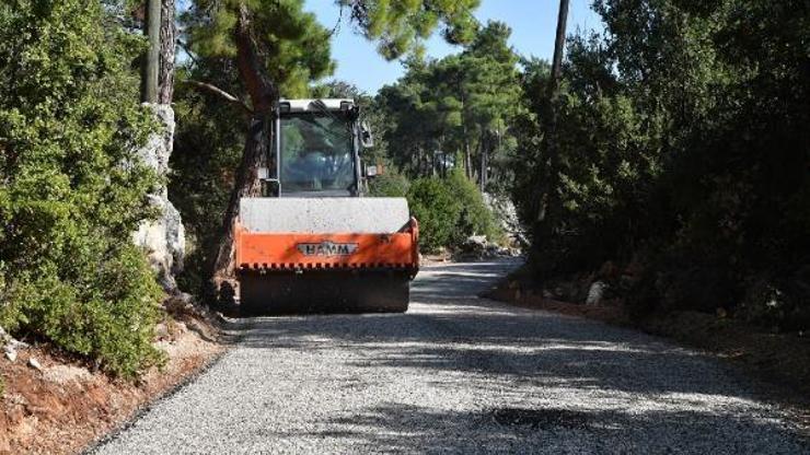 Konyaaltı Belediyesinden kırsala asfalt