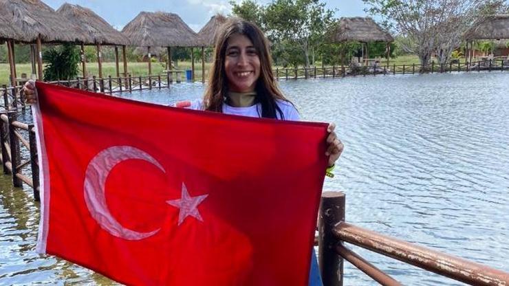 Serbest dalışçı Fatma Uruktan dünya rekoru