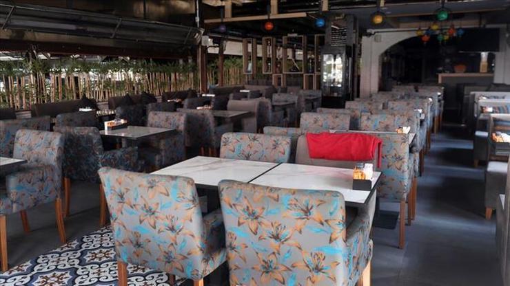 AVM’lerdeki kafe ve restoranlar da kapalı mı olacak AVM’lerde paket servise dahil mi