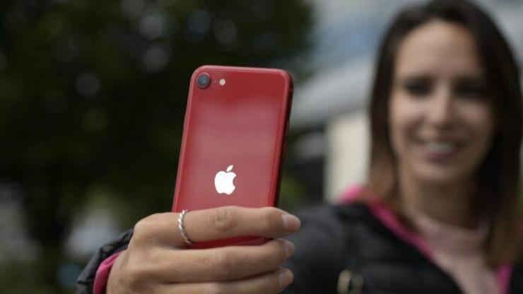 iPhone o modellerin fişini çekti