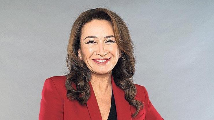 Demet Akbağ dizi setlerine geri dönüyor