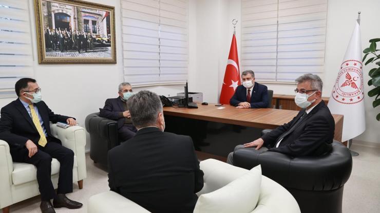 Sağlık Bakanı Fahrettin Koca İstanbulda acil durum hastanelerini ziyaret etti