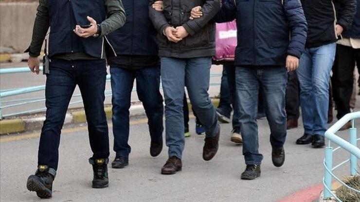 Son dakika... İzmirde peş peşe FETÖ operasyonları: Çok sayıda gözaltı var