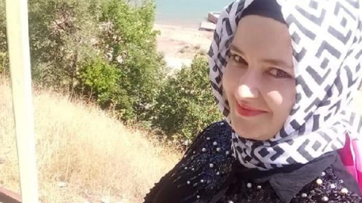 Bebeğini kucağına alamadan koronavirüse yenildi