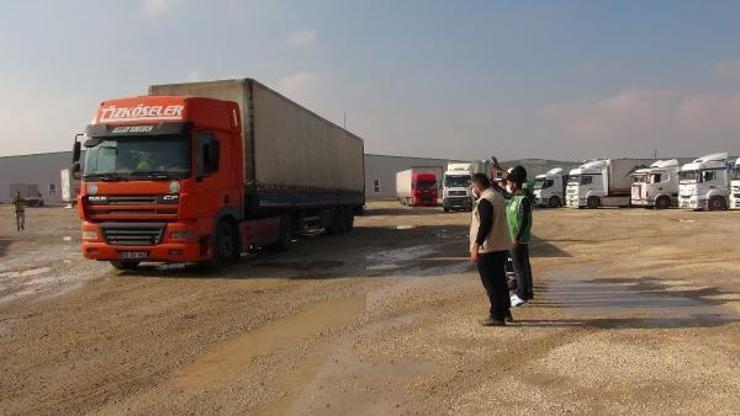 Savaş mağduru Suriyelilere yardım