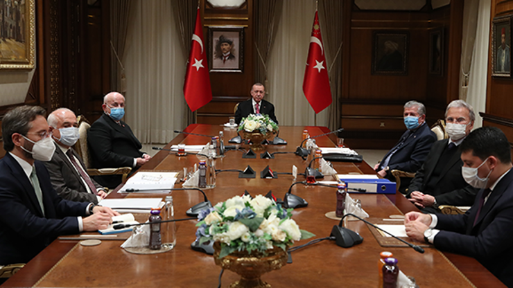 Son dakika haberi... YİK toplantısında ABDnin tek taraflı yaptırım kararı kınandı