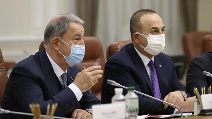 Akar ve Çavuşoğlu, Ukrayna başbakanıyla görüştü