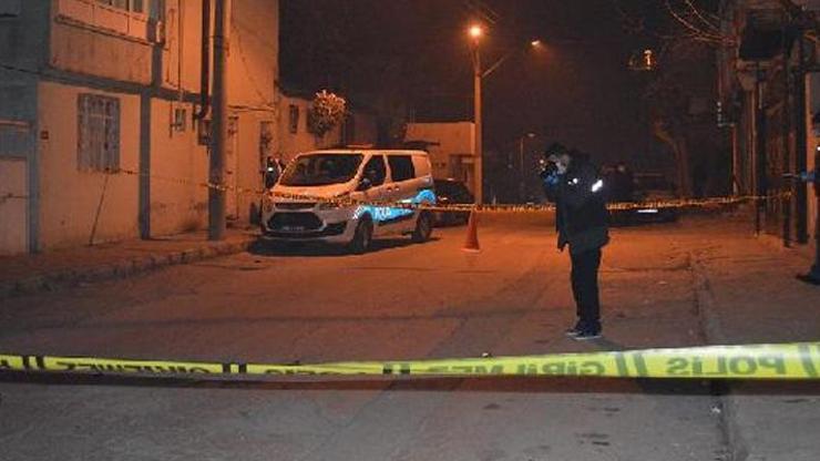 Adıyaman’da eve pompalı tüfekle ateş açıldı