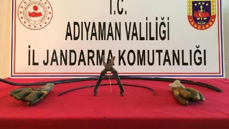 Kahtada kablo hırsızları yakalandı