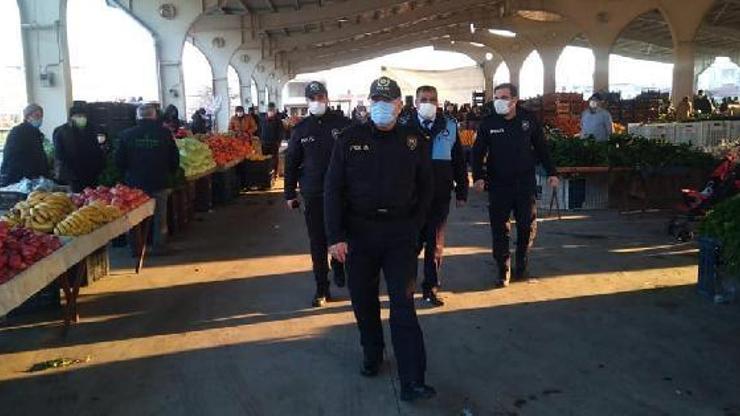Semt pazarında maske ve sigara denetimi