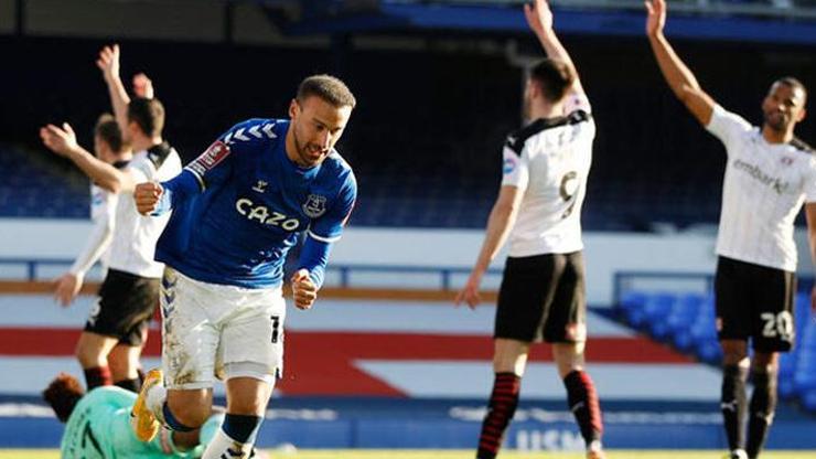 Son dakika... Cenk Tosun gol hasretini sona erdirdi