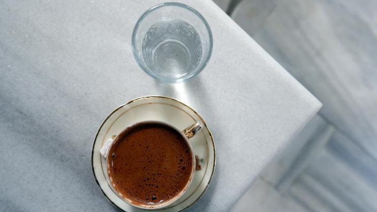 Kahve Falında Kuğu Ne Anlama Gelir Falda Kuğu Şekli Görmek Ne Demek Falda Kuğu Görmenin Anlamı Nedir