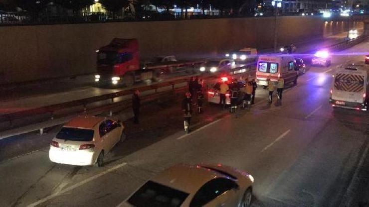 Otomobil hafif ticari araca çarptı: 1 yaralı
