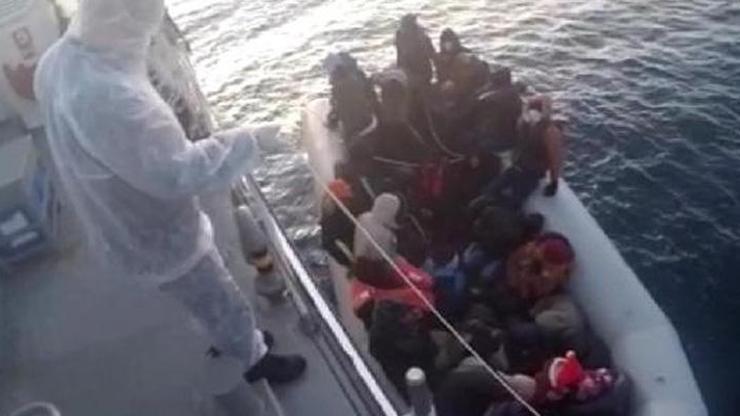 İzmirde 32 kaçak göçmen kurtarıldı