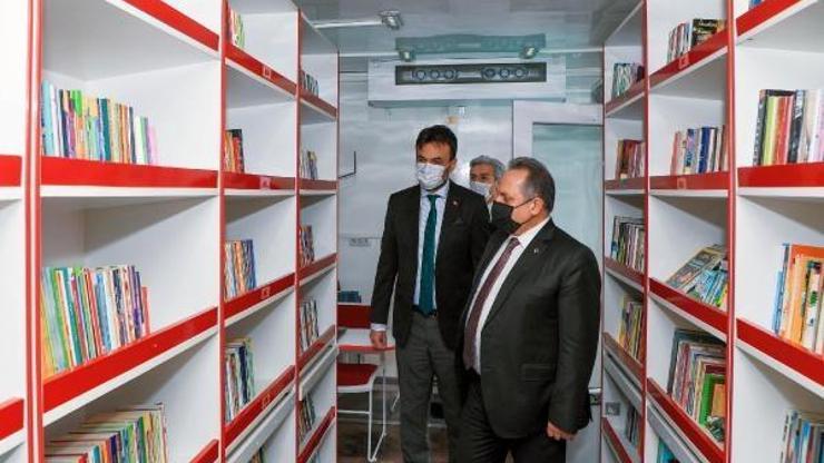 Talasta gezici kütüphane hizmete girdi