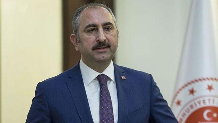 Bakan Gülden yeni anayasa paylaşımı