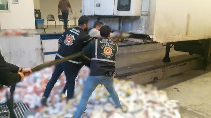 Sarp Sınır Kapısında 30 bin paket sigara tütünü ele geçirildi