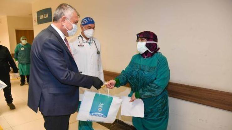 Büyükşehir, salgında vatandaşın yanında