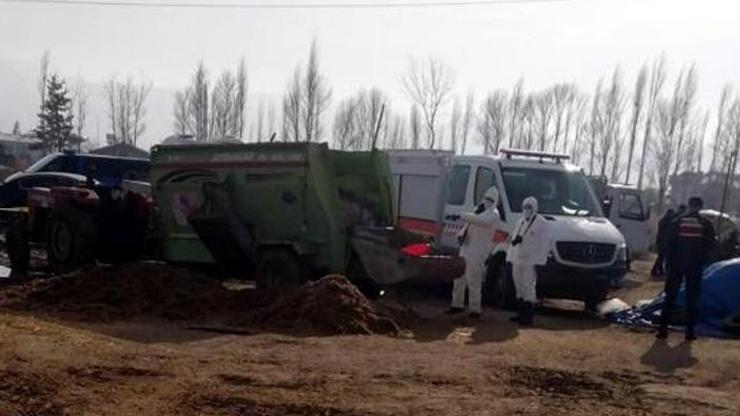 Yem karma makinesine düşen genç öldü